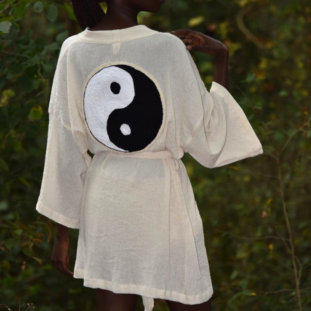 2 colors Available, Wolf Pattern print Kimono, Yin-Yang symbol Unisex Kimono, high quality Robe, Beach Cover Up, Tai Chi symbol, Taijitu Symbol