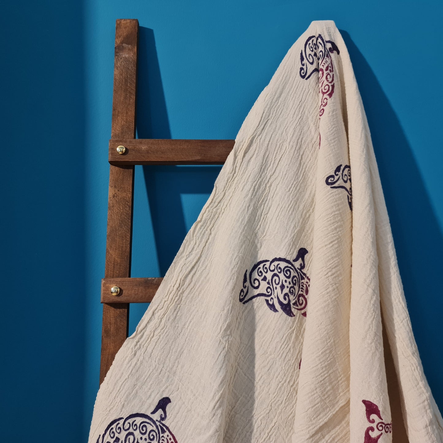 Hand Print 3D Fish Design Turkish Towel Pestemal