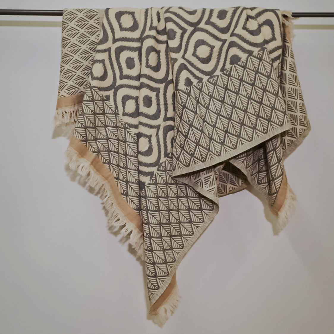 Ikat Design Turkish Towel Throw Blanket Gri
