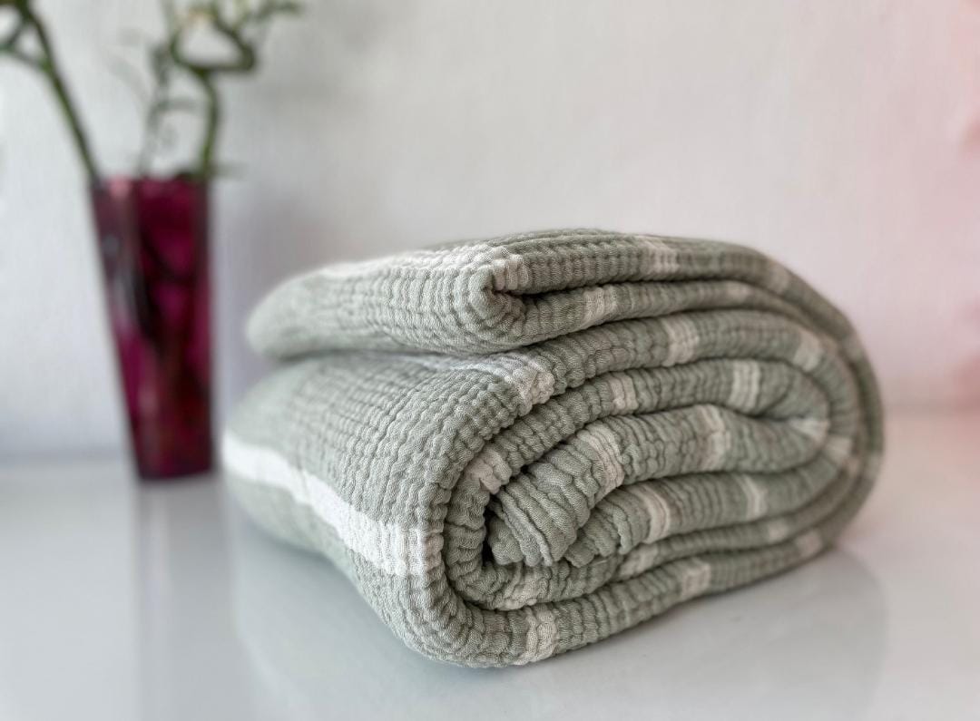 Muslin Natural Cotton Blanket Pillow Set Stripe Gauze Blanket for Adult