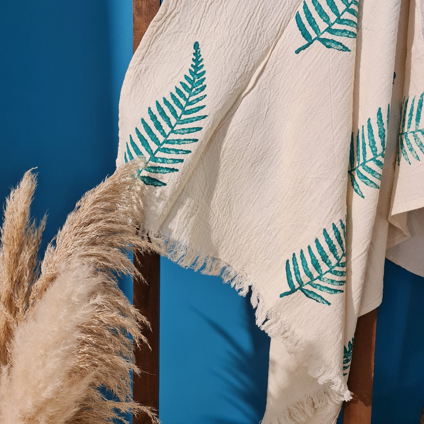 Natural Cotton Turkish Towel Pestemal Leave Design