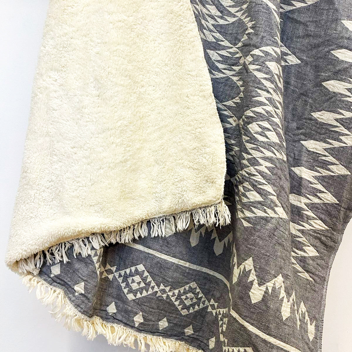 Turkish Towel Wellsoft Throw Blanket