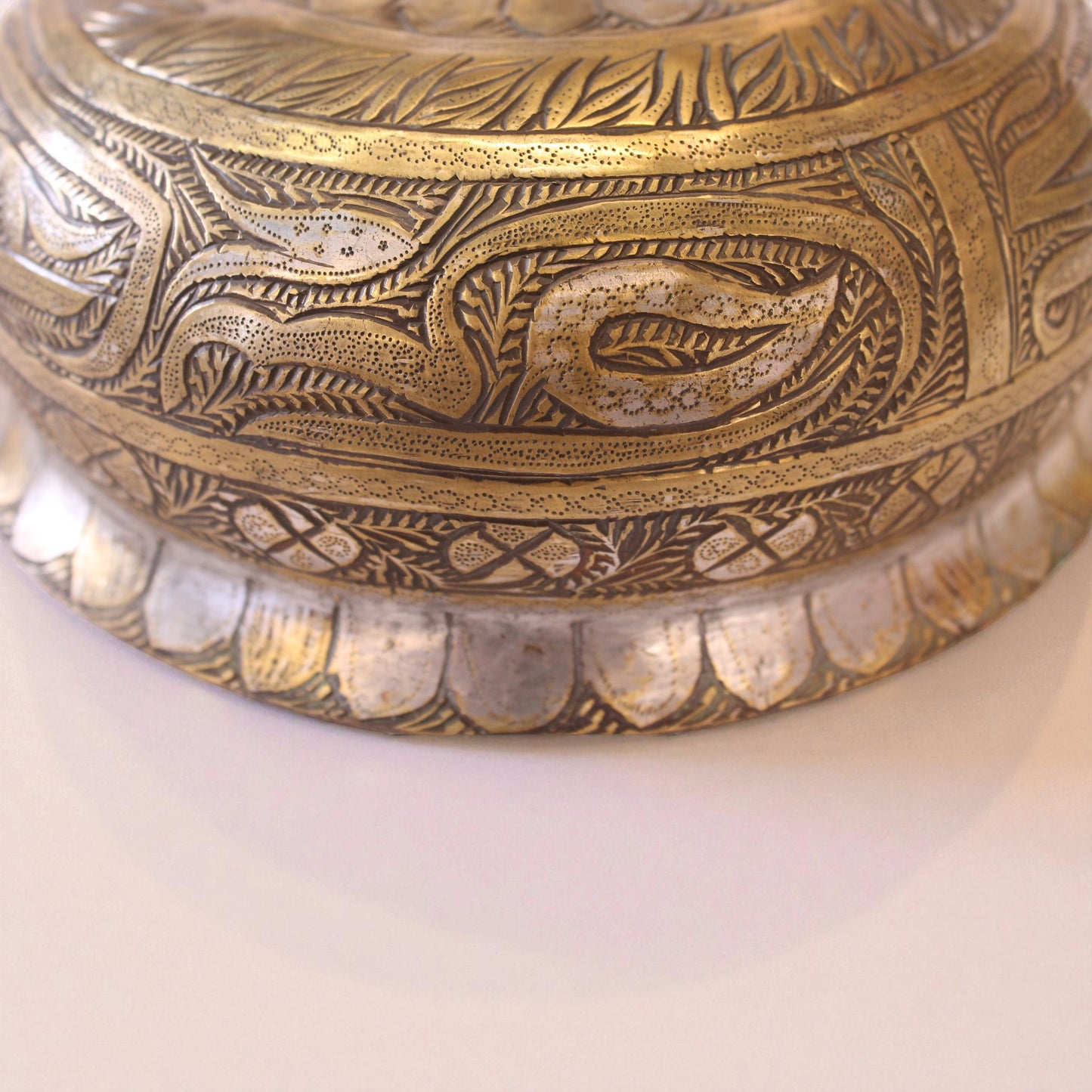 Antique Hand-Engraved “Dua” Hammam Bowl — 100+ Years Old | Unique Anatolian Ritual Piece (20 cm)