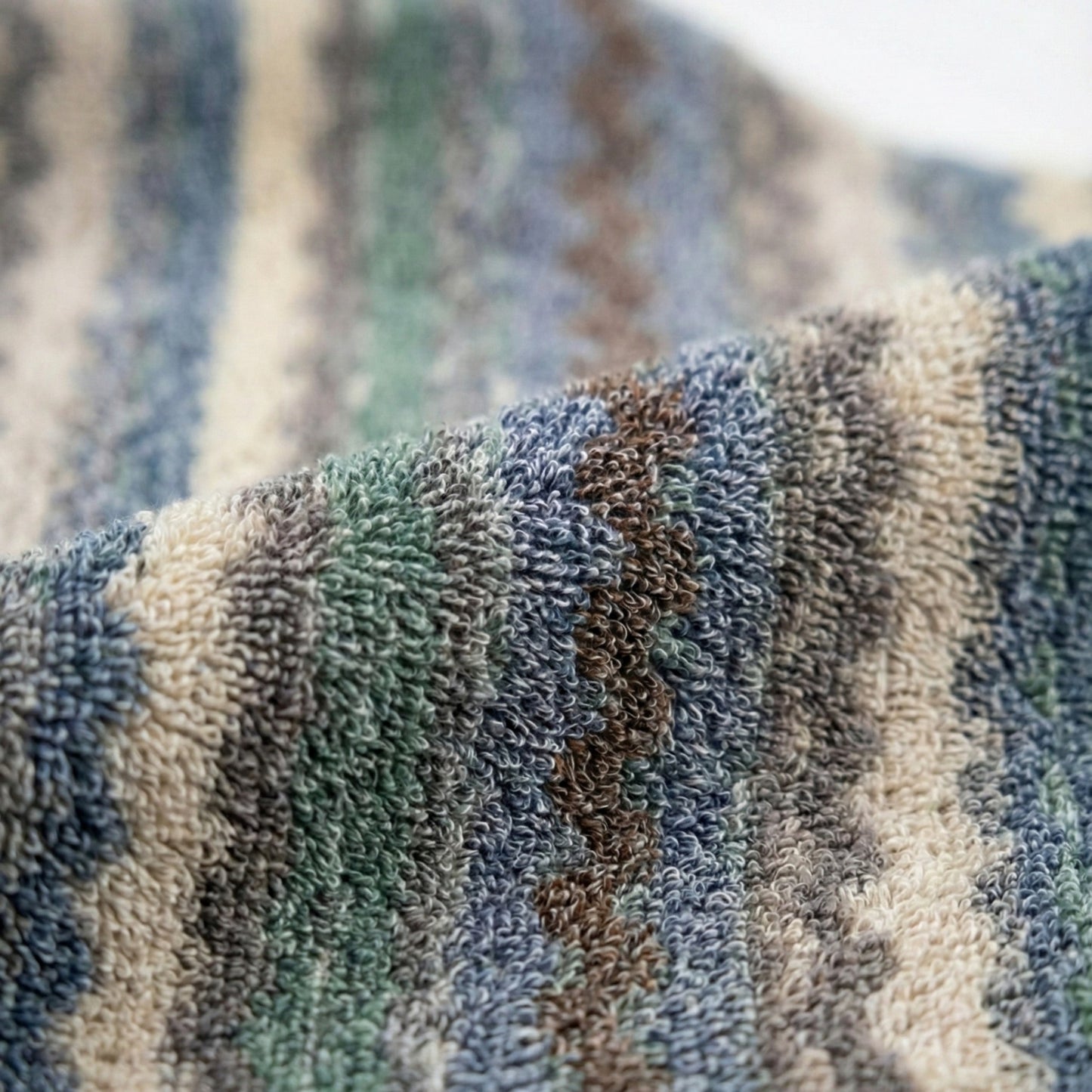 Handwoven Turkish Terry Towel Men’s Bathrobe – Zigzag Pattern (L/XL)