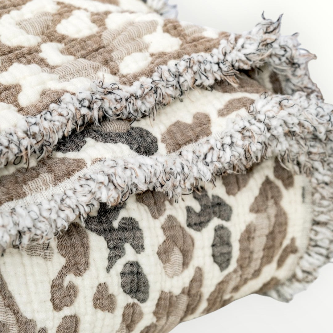 7-Layers Leopard Muslin Gauze Duvet