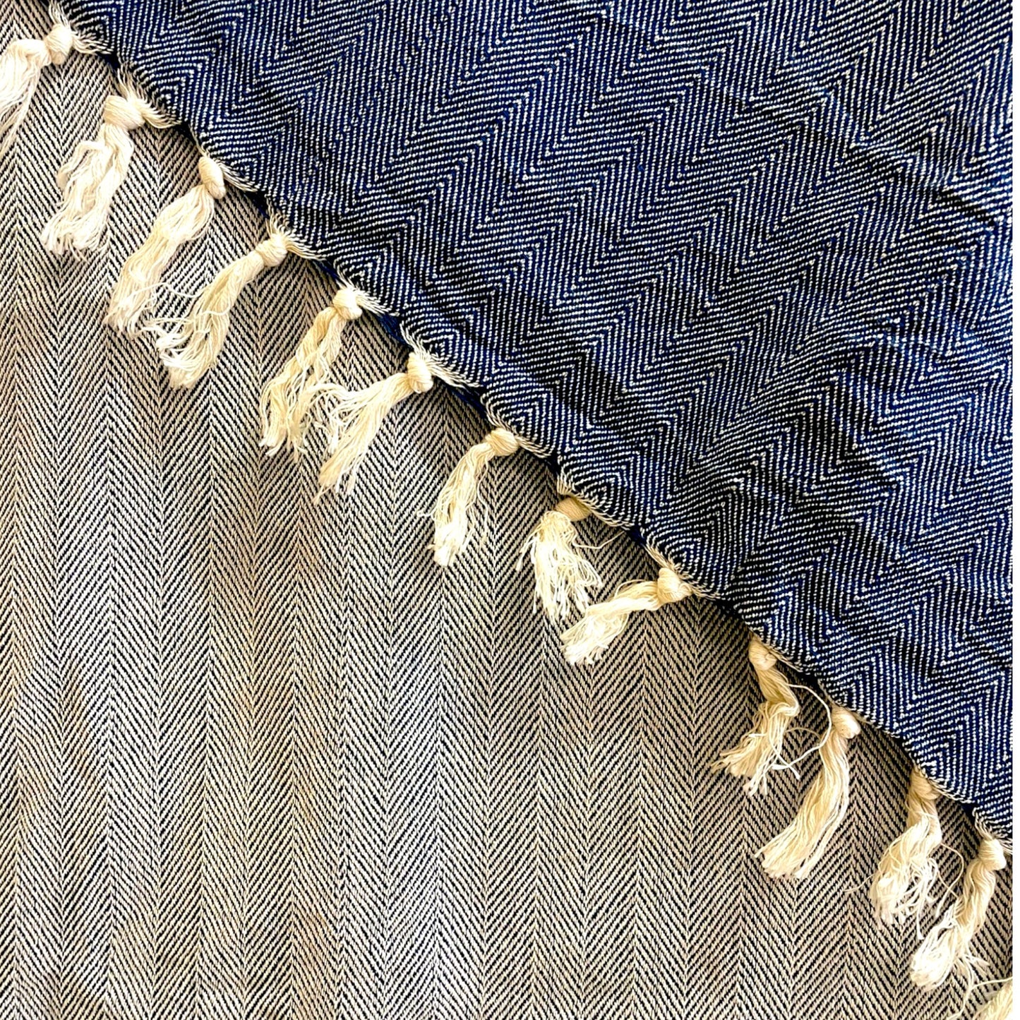 Turkish Towel Throw Blanket – Fish-Bone Design