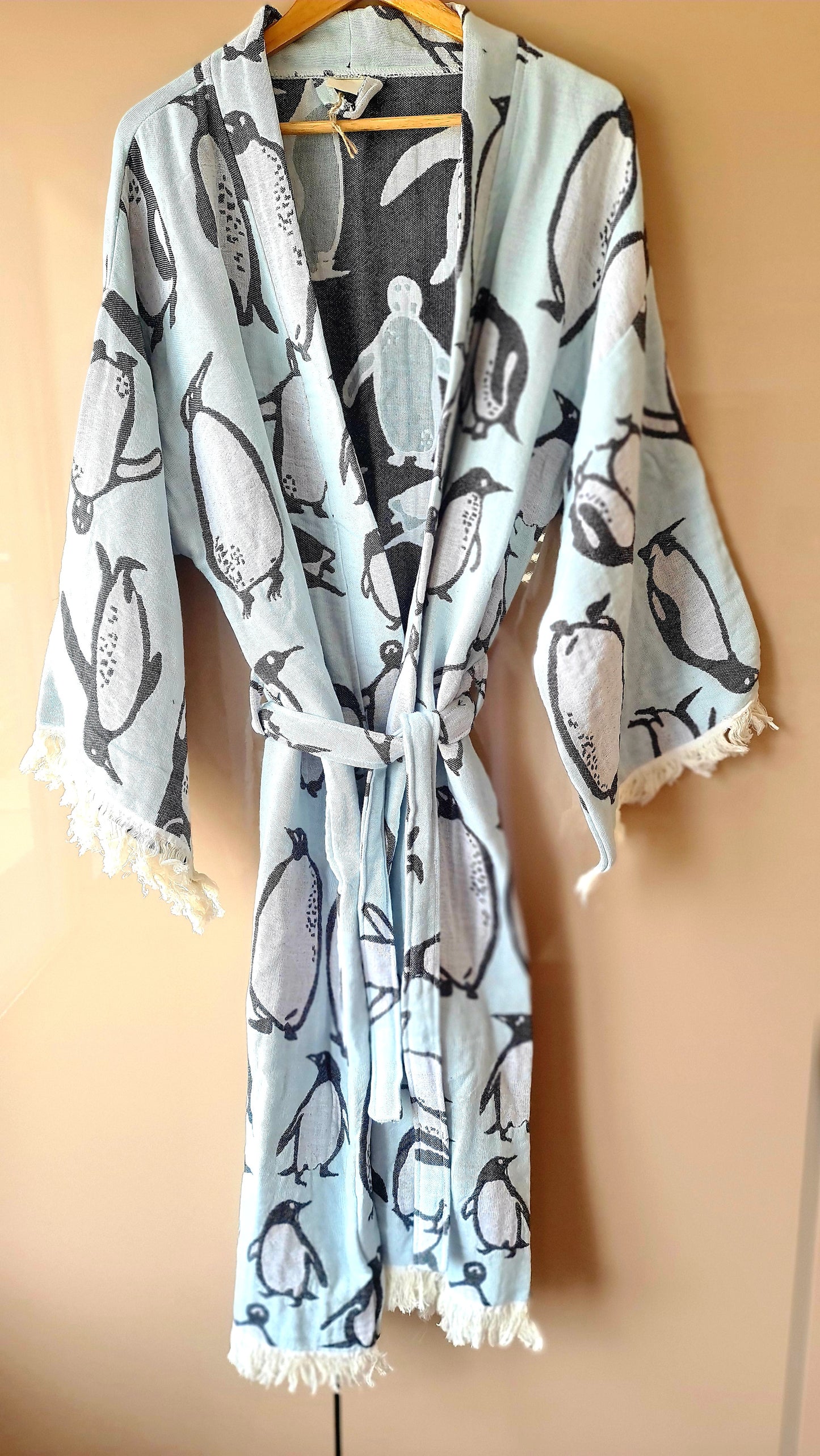 Hand-Woven Natural Cotton Penguen Pattern Turkish Towel Kimono