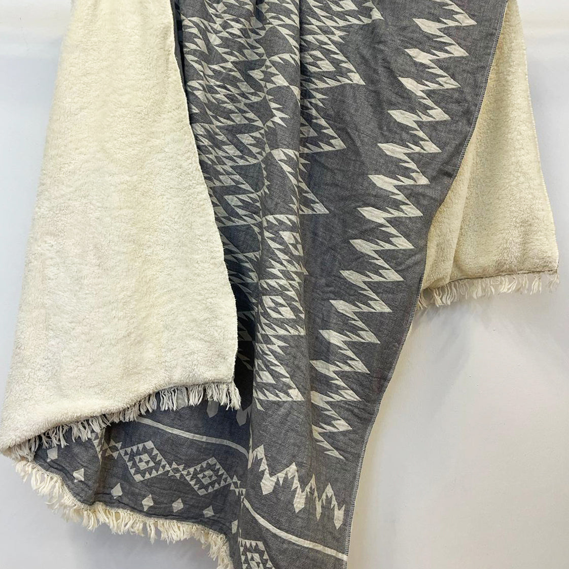 Turkish Towel Wellsoft Throw Blanket